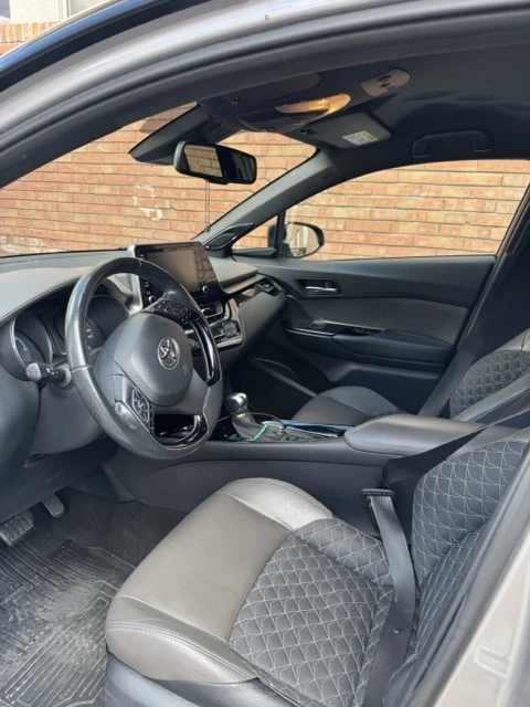Toyota C-HR 1.8 , снимка 10 - Автомобили и джипове - 56069874