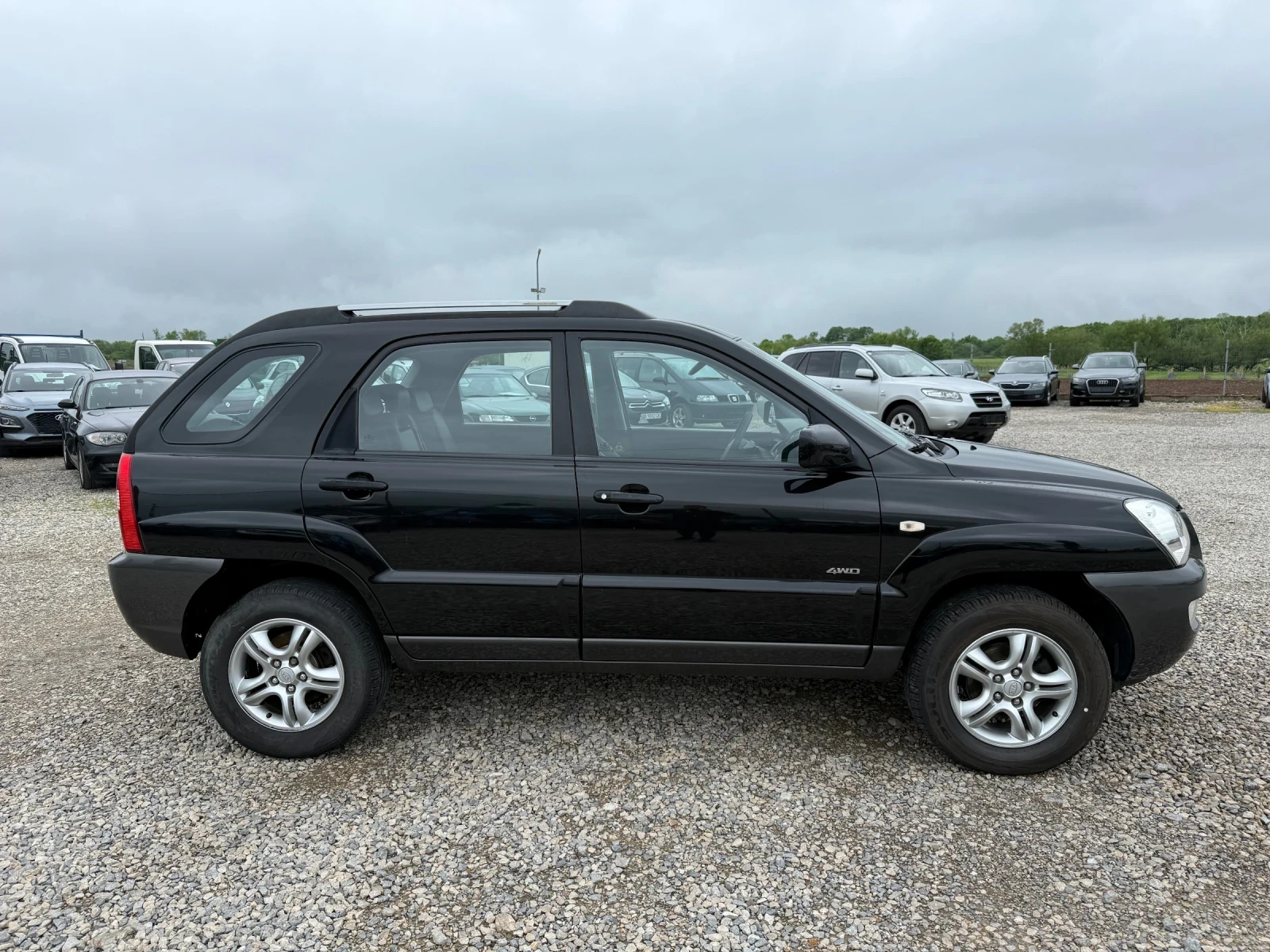 Kia Sportage 2.0CRDi-140PS-4X4 - изображение 4
