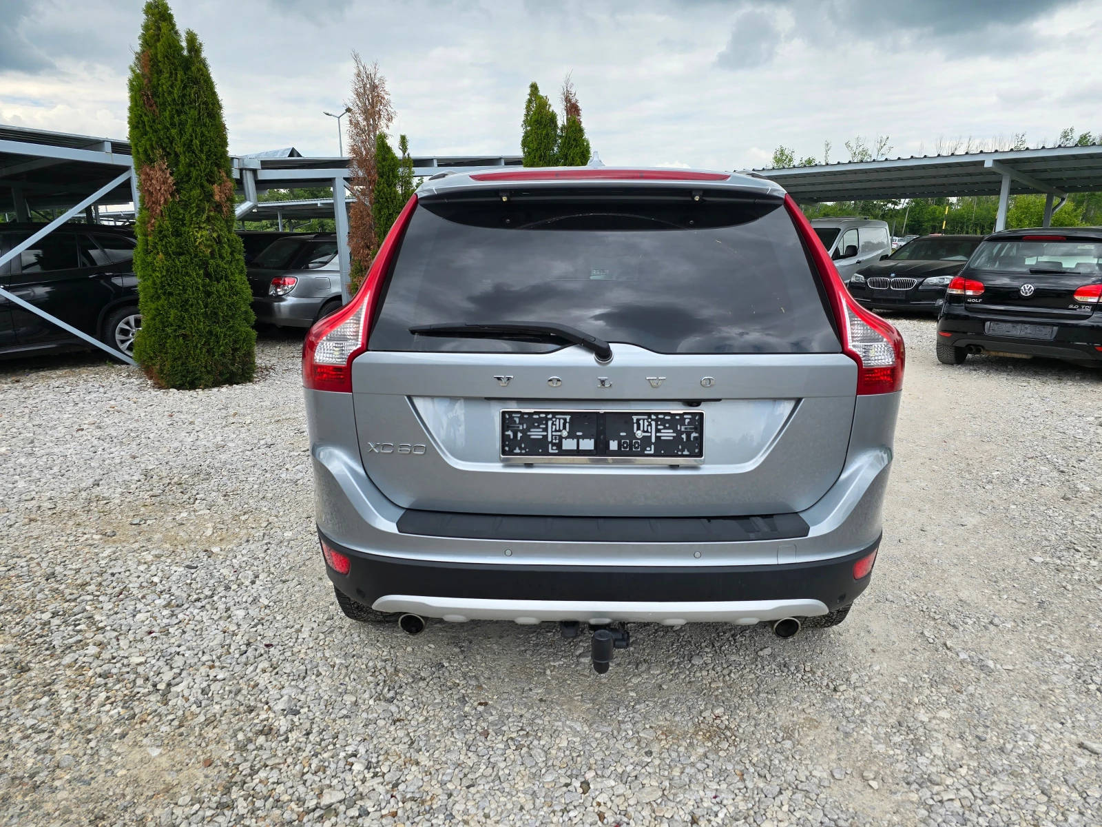 Volvo XC60 2.4 D5  AWD! ! КОЖА! ! КЛИМАТРОНИК - изображение 4