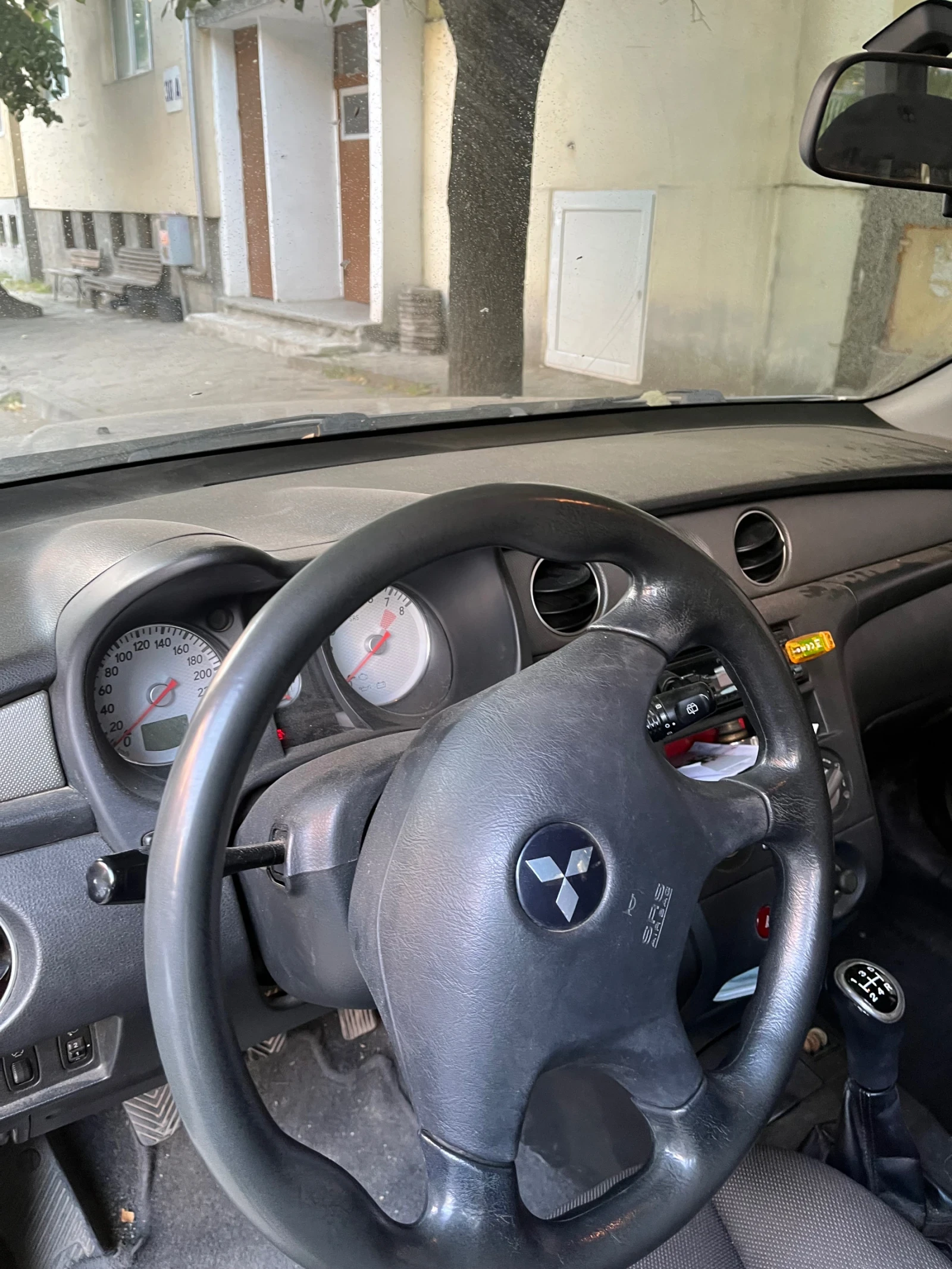 Mitsubishi Outlander Газ-Бензин 2000/136.   2004г 4x4 - изображение 4