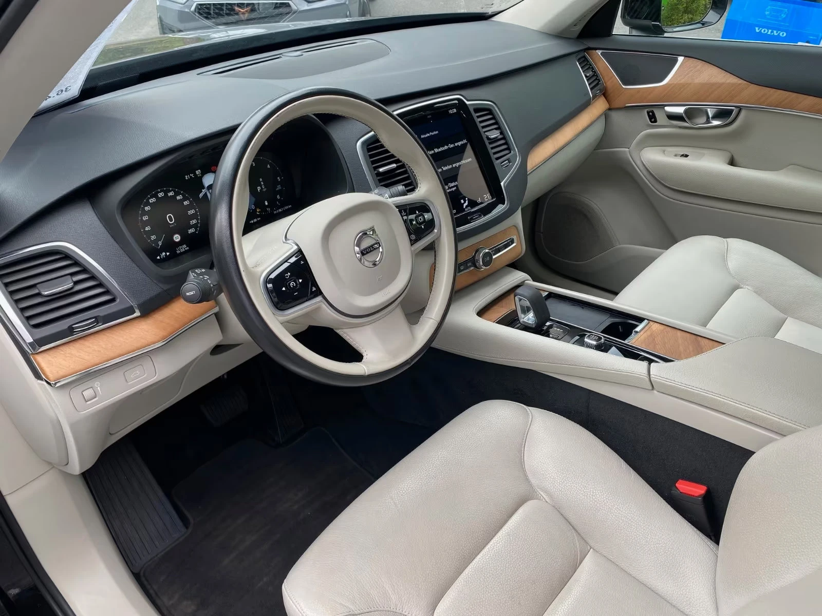 Volvo Xc90 MOMENTUM-PRO/235HP/CAM/ACC/NAVI/LED/DIGI/KLSS/148g - изображение 9