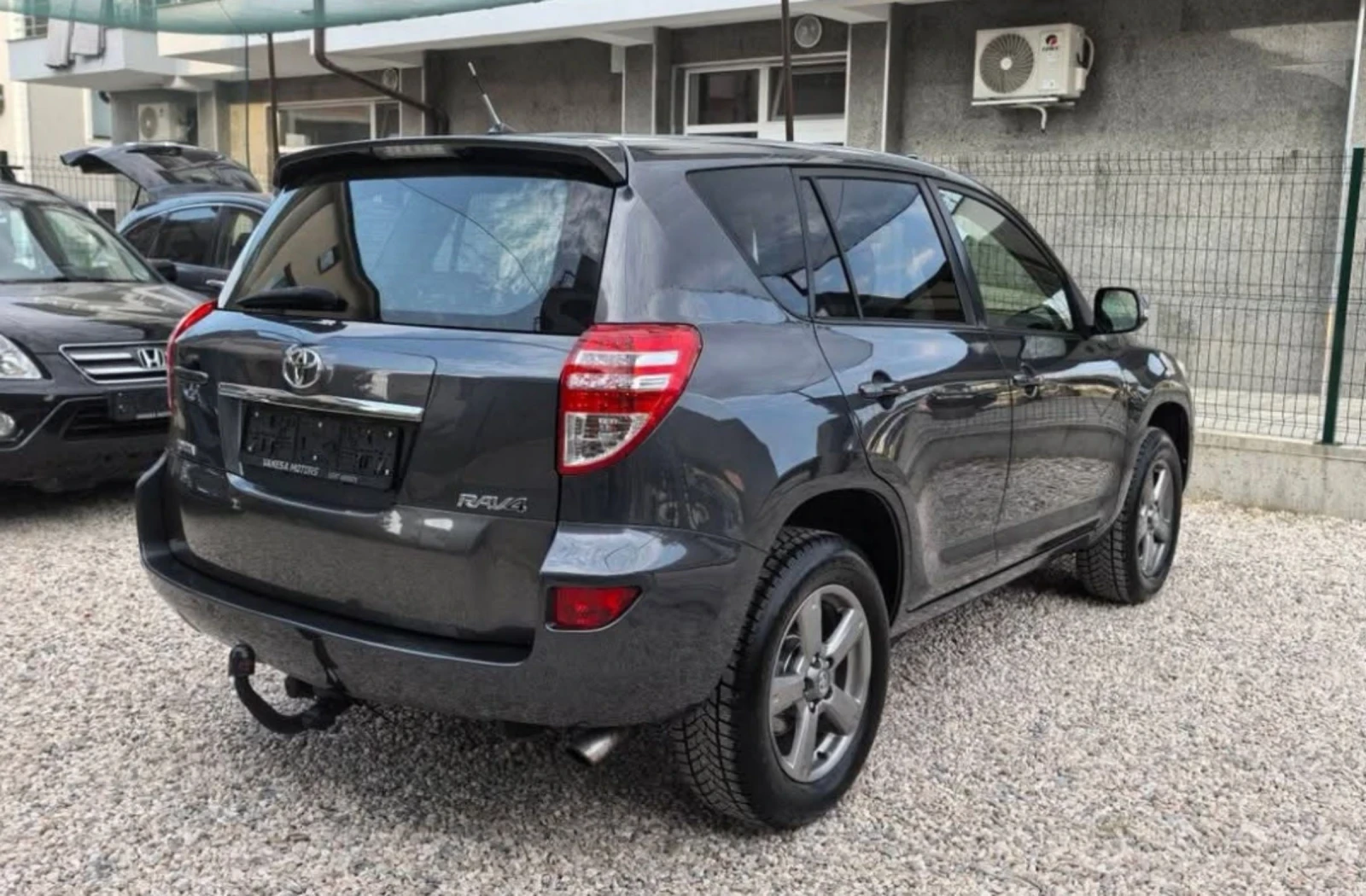 Toyota Rav4 С-Историята Навигация 4х4 Камера Теглич Keyless  - изображение 4