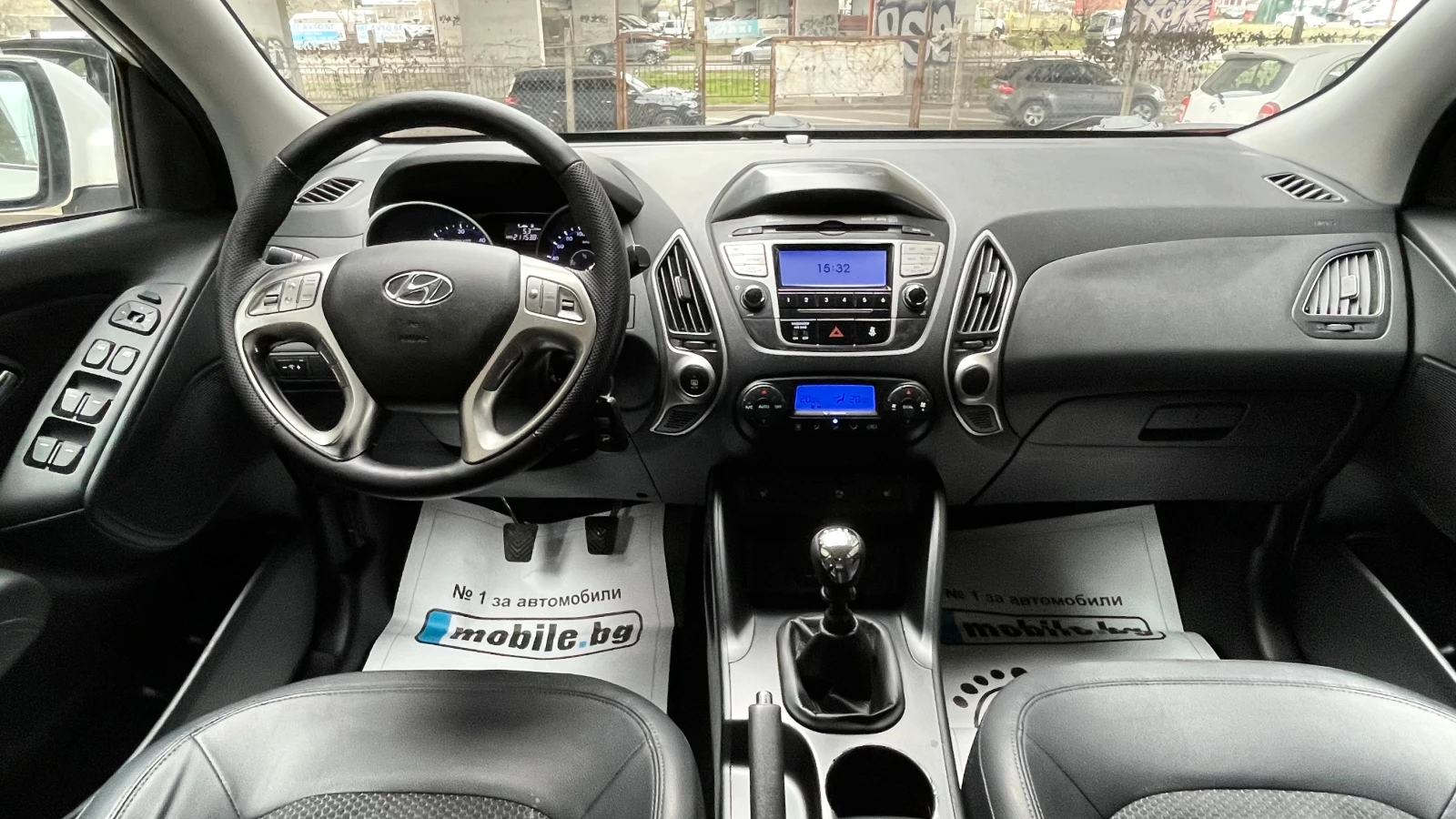 Hyundai IX35 СЕРВ. ДОК., снимка 9 - Автомобили и джипове - 53902399