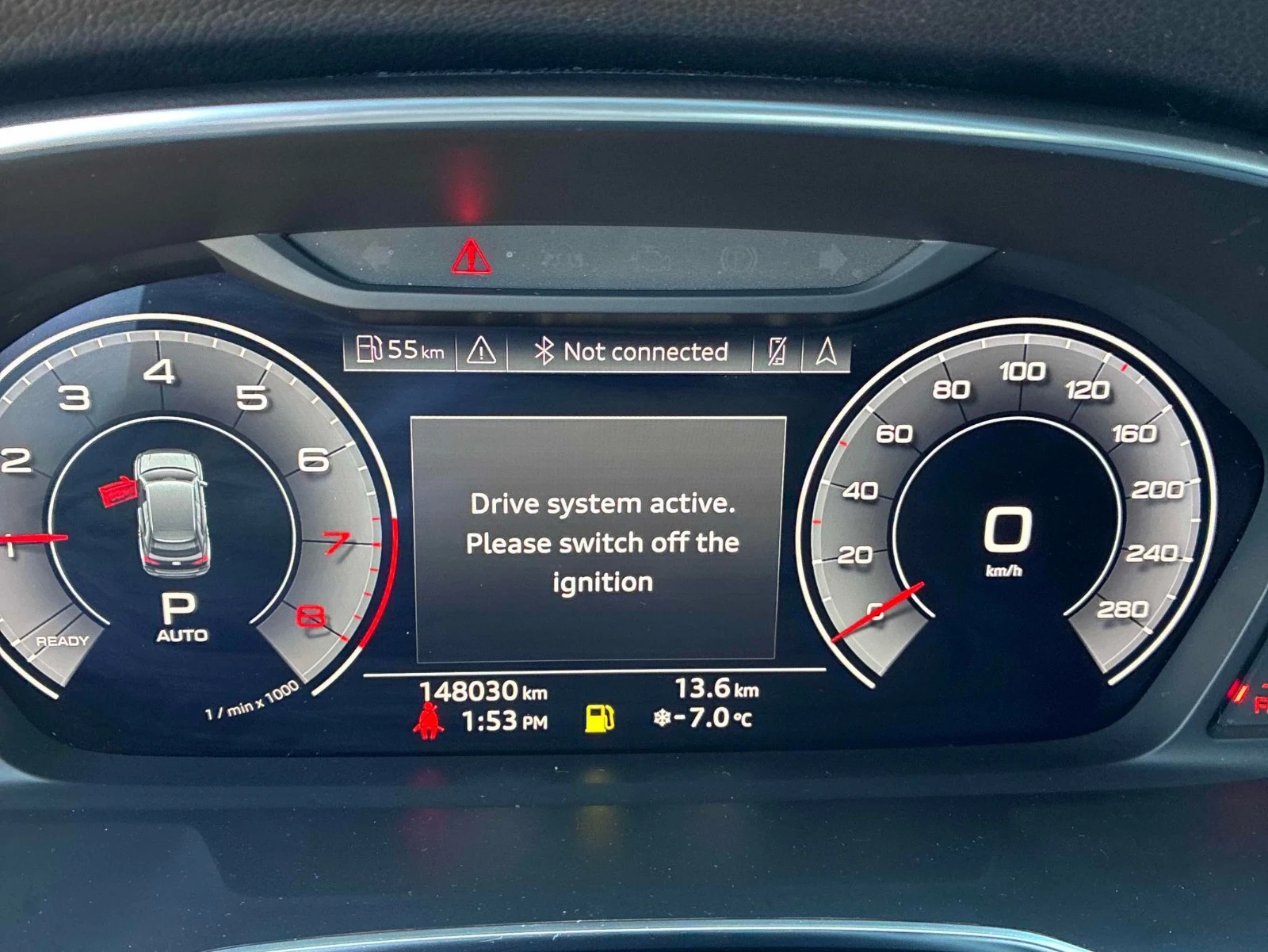 Audi Q3 Progressiv АВТО КРЕДИТ, снимка 10 - Автомобили и джипове - 54026056