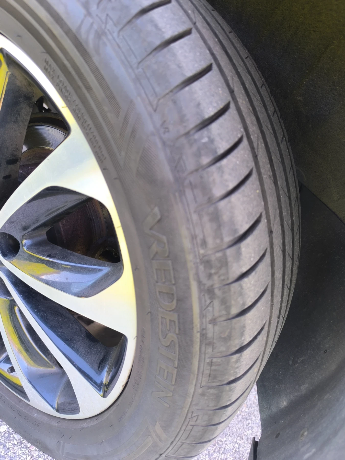 Nissan Qashqai 2.0/141 кс, снимка 13 - Автомобили и джипове - 54113302