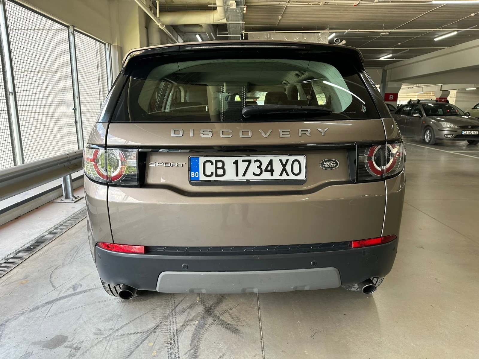 Land Rover Discovery Sport 2.0TD4 AWD, снимка 4 - Автомобили и джипове - 55792442