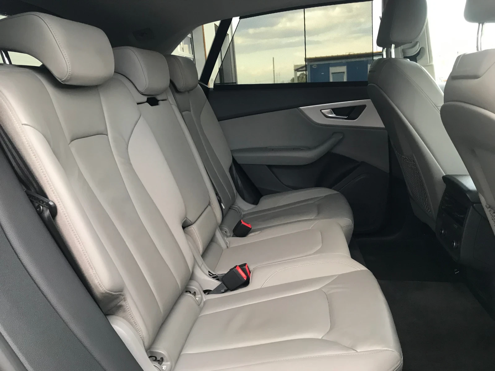 Audi Q8 S - line, снимка 13 - Автомобили и джипове - 54744200