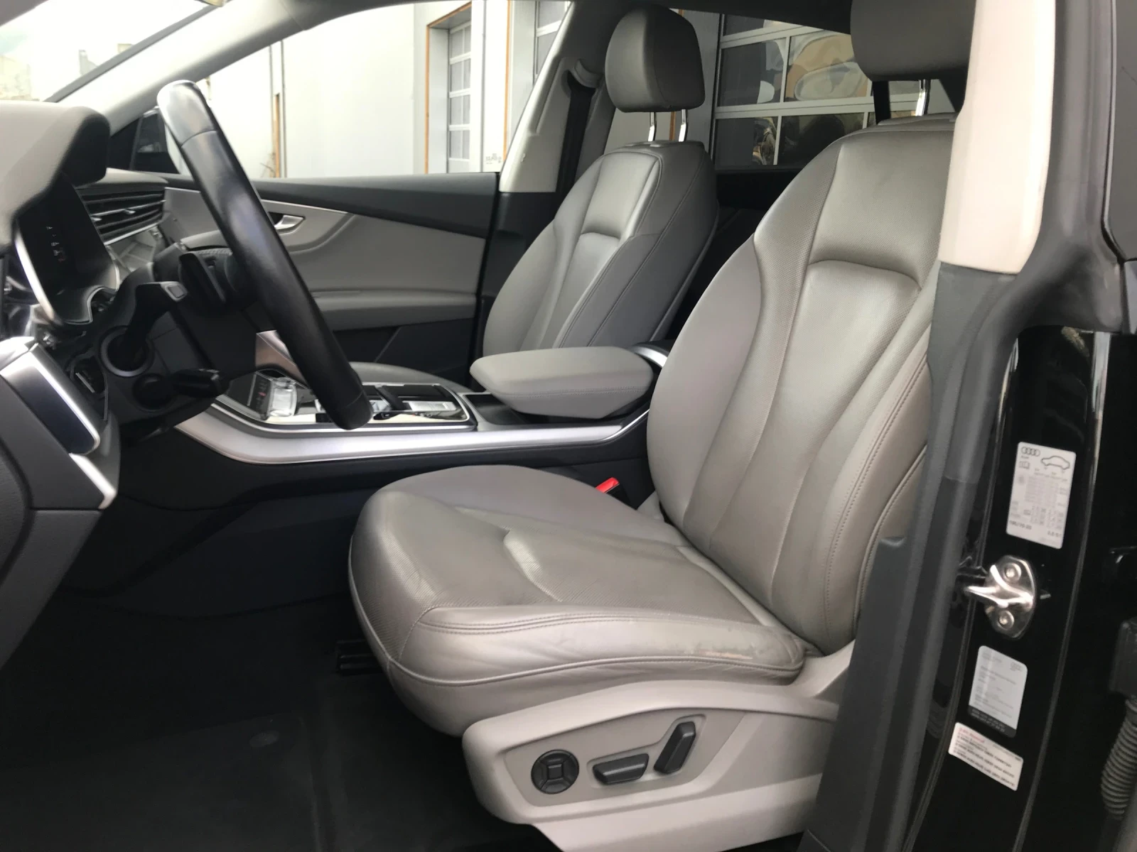 Audi Q8 S - line, снимка 10 - Автомобили и джипове - 54744200
