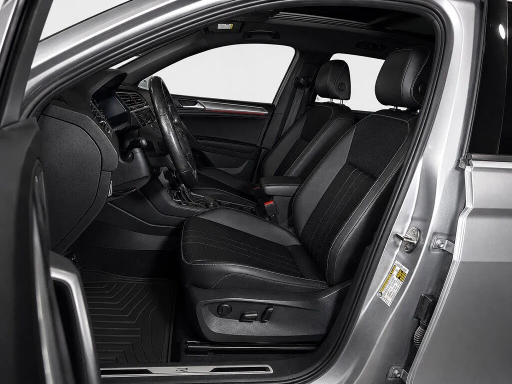 VW Tiguan Comfortline R-Line Black 4Motion, снимка 9 - Автомобили и джипове - 55437381