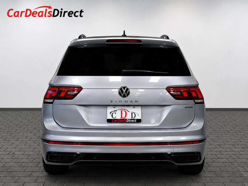VW Tiguan Comfortline R-Line Black 4Motion, снимка 5 - Автомобили и джипове - 55437381