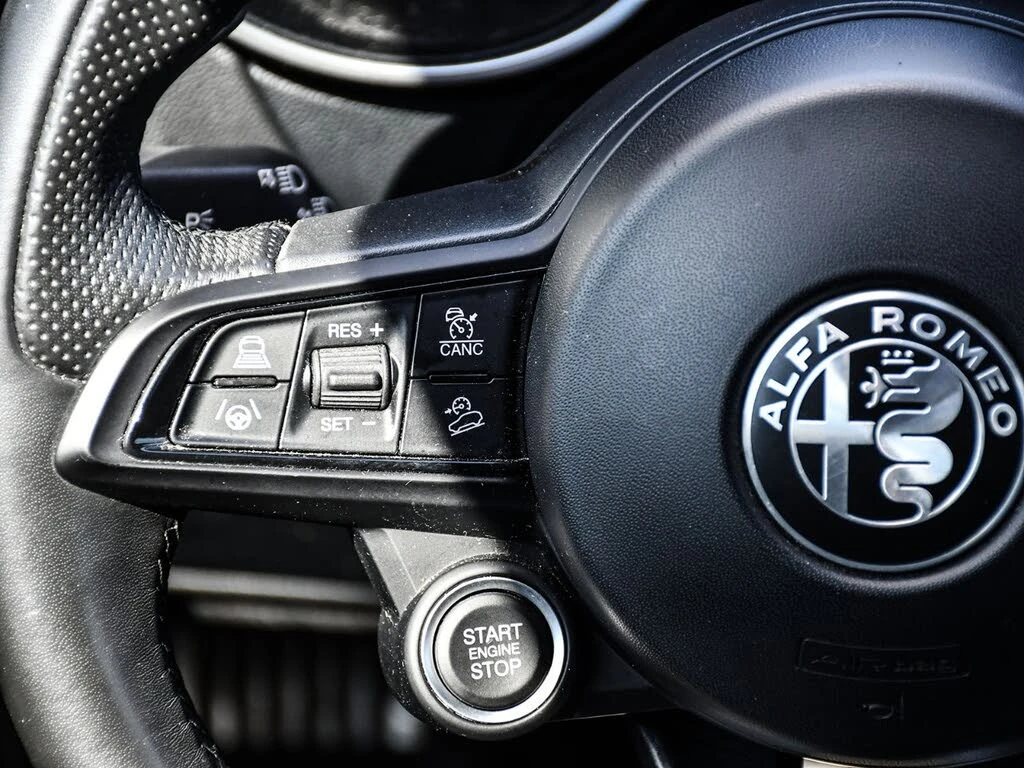 Alfa Romeo Stelvio Veloce AWD | Verde Fangio Metallic | Mobile.bg � ����������� 12