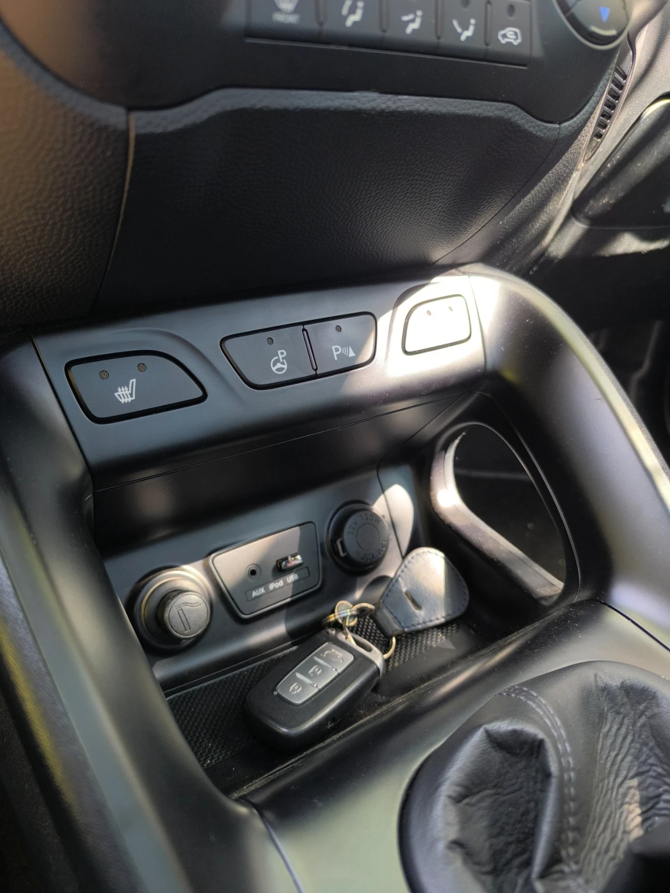 Hyundai IX35 2.0crdi 4x4, снимка 12 - Автомобили и джипове - 56244750
