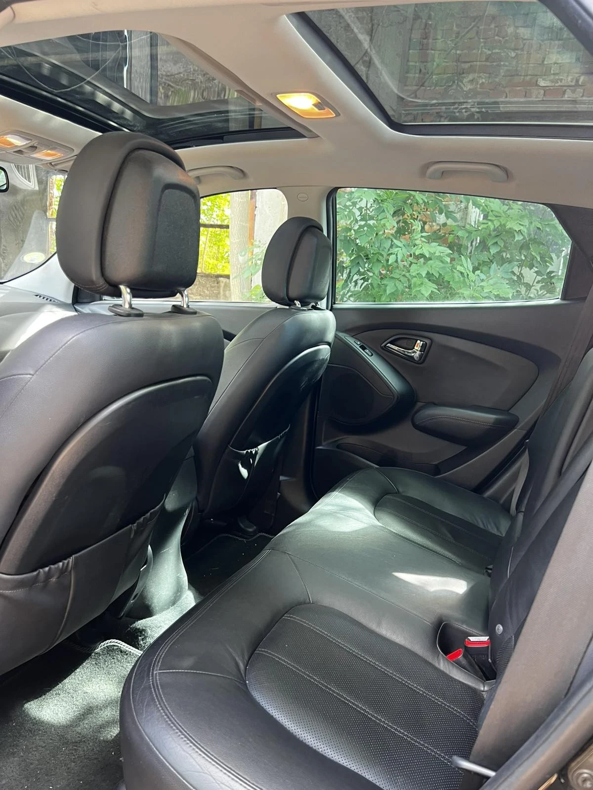 Hyundai IX35 2.0crdi 4x4, снимка 11 - Автомобили и джипове - 56244750