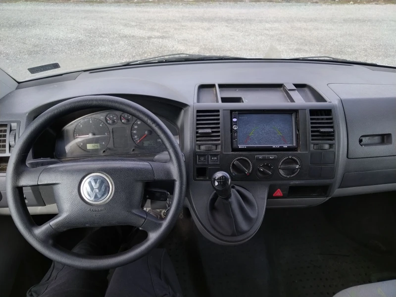 VW Transporter 1.9 105к.с. Климатик, камера , снимка 13 - Бусове и автобуси - 49193694