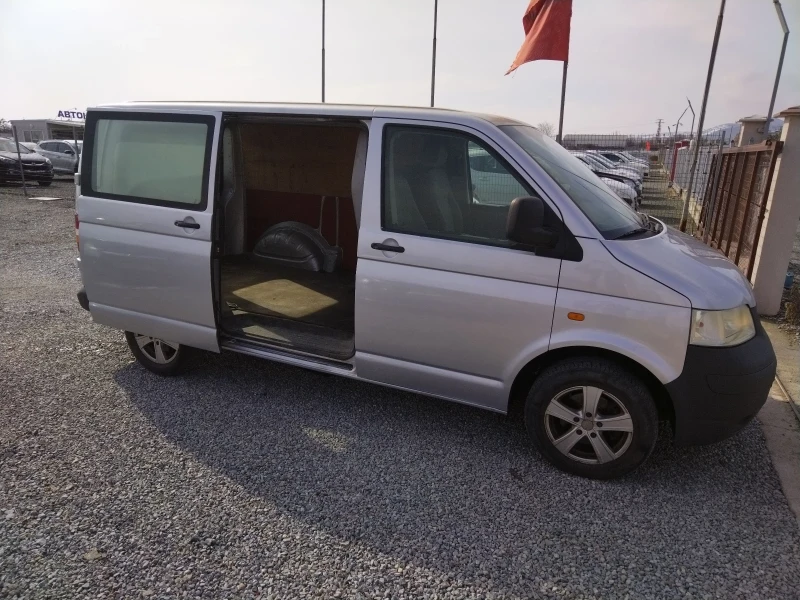 VW Transporter 1.9 105к.с. Климатик, камера , снимка 10 - Бусове и автобуси - 49193694