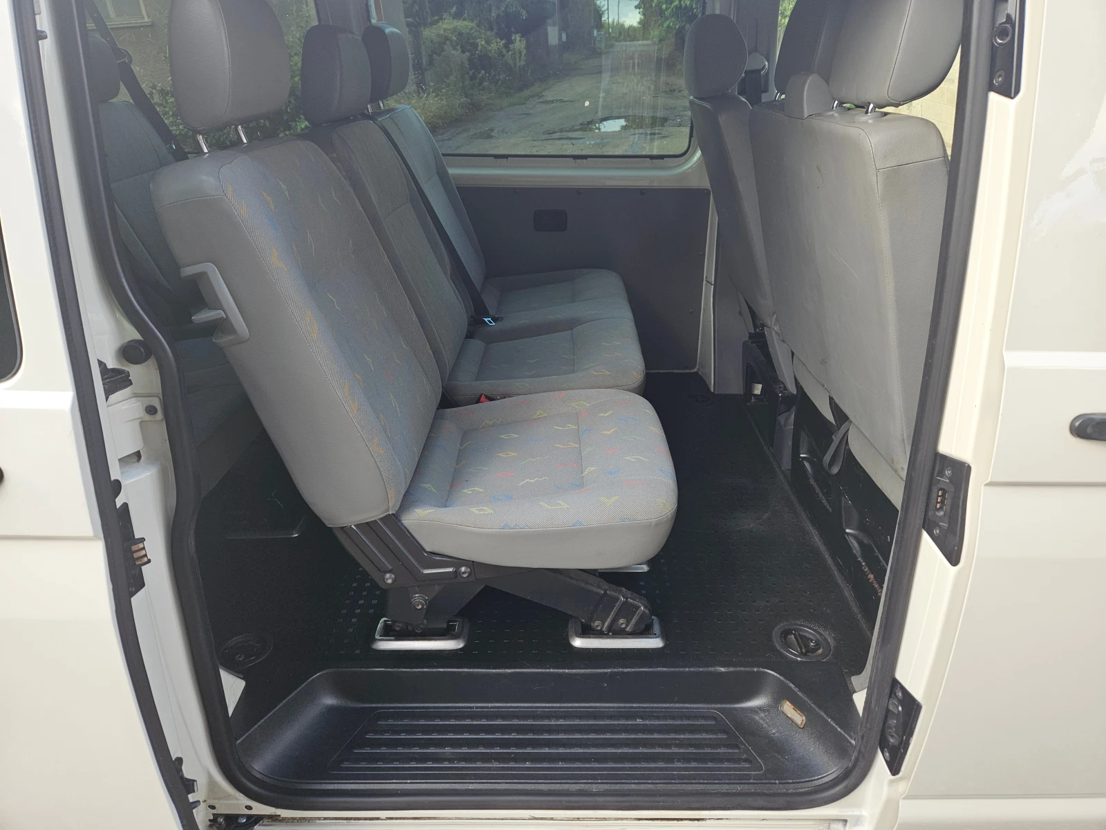 VW Transporter 1.9TDI КЛИМАТИК - изображение 10