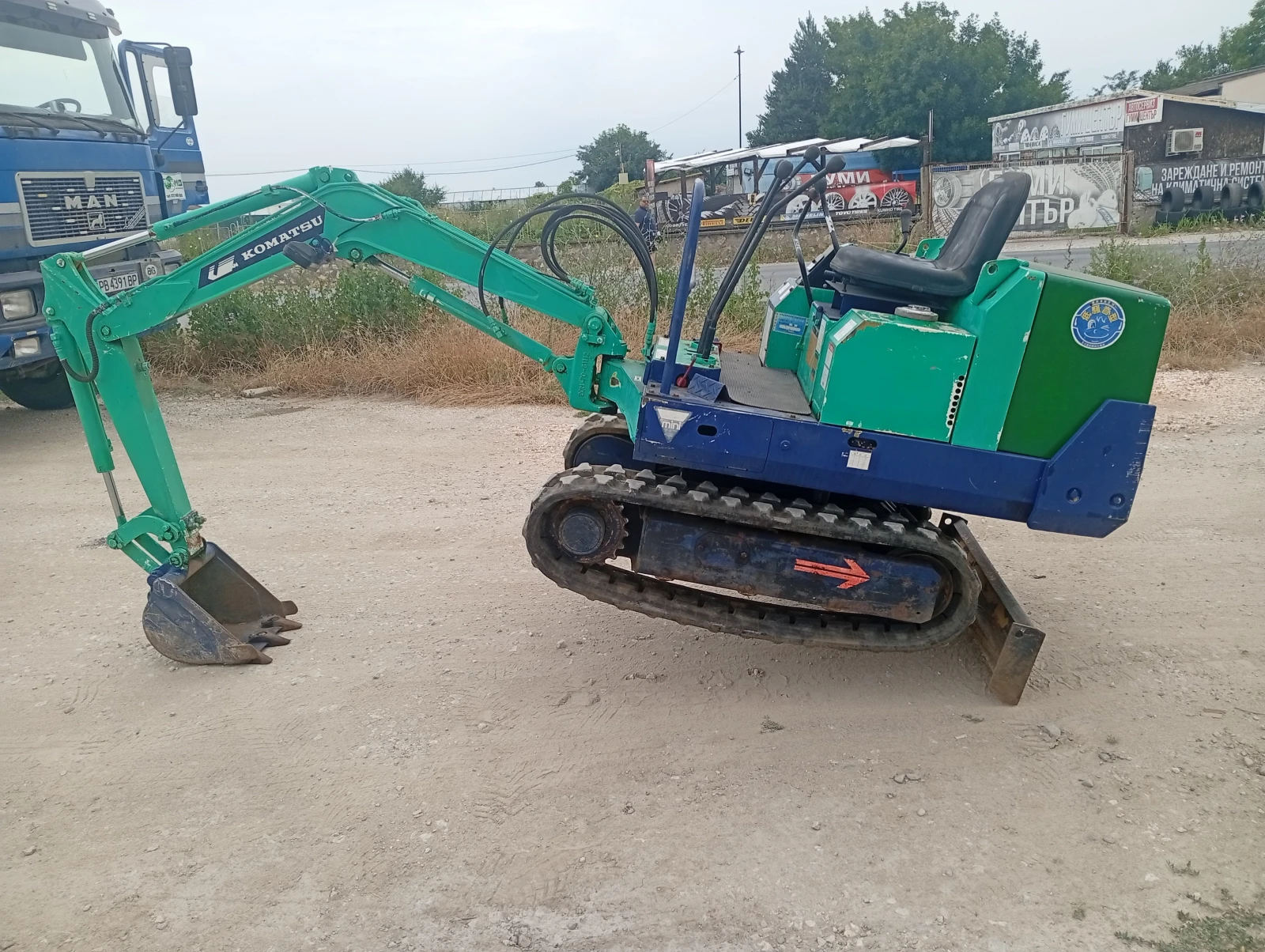 Багер Komatsu PC05