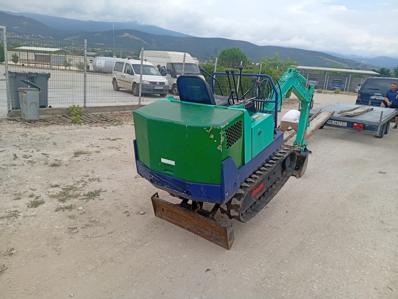 Багер Komatsu PC05, снимка 3 - Индустриална техника - 55122329