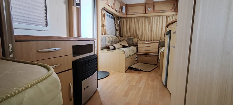 Каравана ABI abbey vogue gt fix 2008, снимка 12 - Каравани и кемпери - 52408637