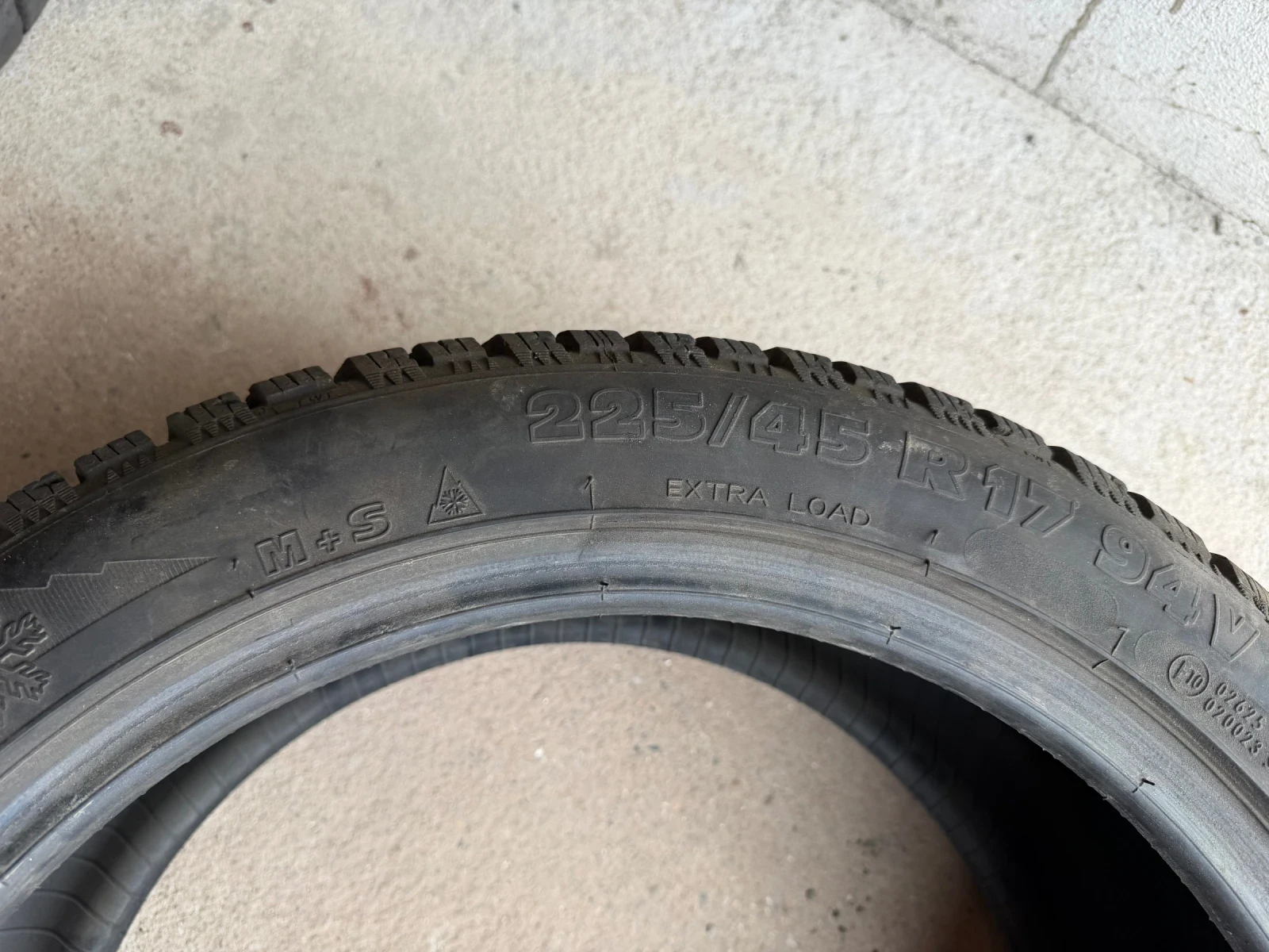 Гуми Летни 225/45R17, снимка 3 - Гуми и джанти - 56197164