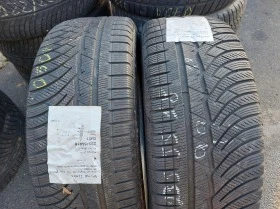 Гуми Зимни 235/55R18, снимка 1 - Гуми и джанти - 39391498