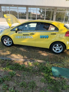 Kia Rio газ, снимка 13