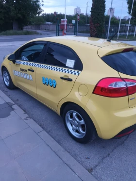 Kia Rio газ, снимка 12