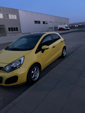 Kia Rio газ, снимка 9