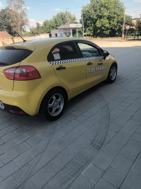 Kia Rio газ, снимка 9