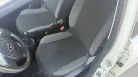 Toyota Aygo 1.0, снимка 12