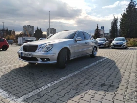 Mercedes-Benz E 320 3.2 АМГ пакет, снимка 5