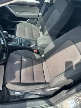 VW Passat 08:2017 Automatic 2.0TDI - 22999 лв. - 84799065 13