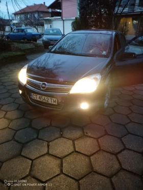 Opel Astra - 2000 € / 3911.66 лв. - 93003698 3