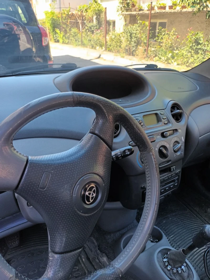 Toyota Yaris, снимка 5 - Автомобили и джипове - 47310791