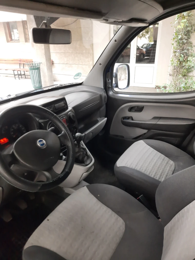 Fiat Doblo 1.4 77hp Facelift Климатик Парктроник Халогени , снимка 9 - Автомобили и джипове - 47184683