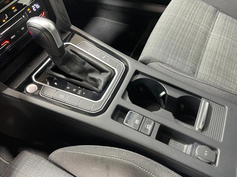 VW Passat VARIANT/2.0TDI/150HP/BUSINESS/MASS/LANE/282vpr, снимка 11 - Автомобили и джипове - 49932625