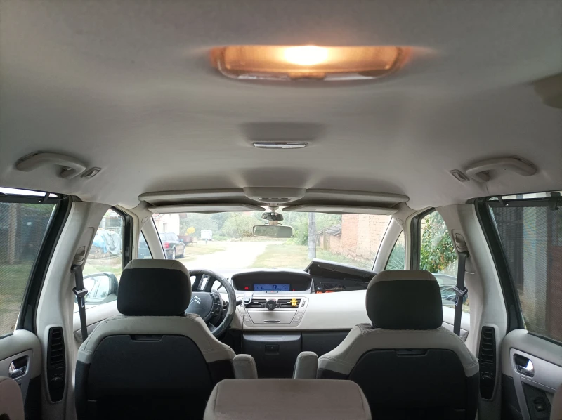 Citroen Grand C4 Picasso 2.0 HDI, снимка 7 - Автомобили и джипове - 51233680