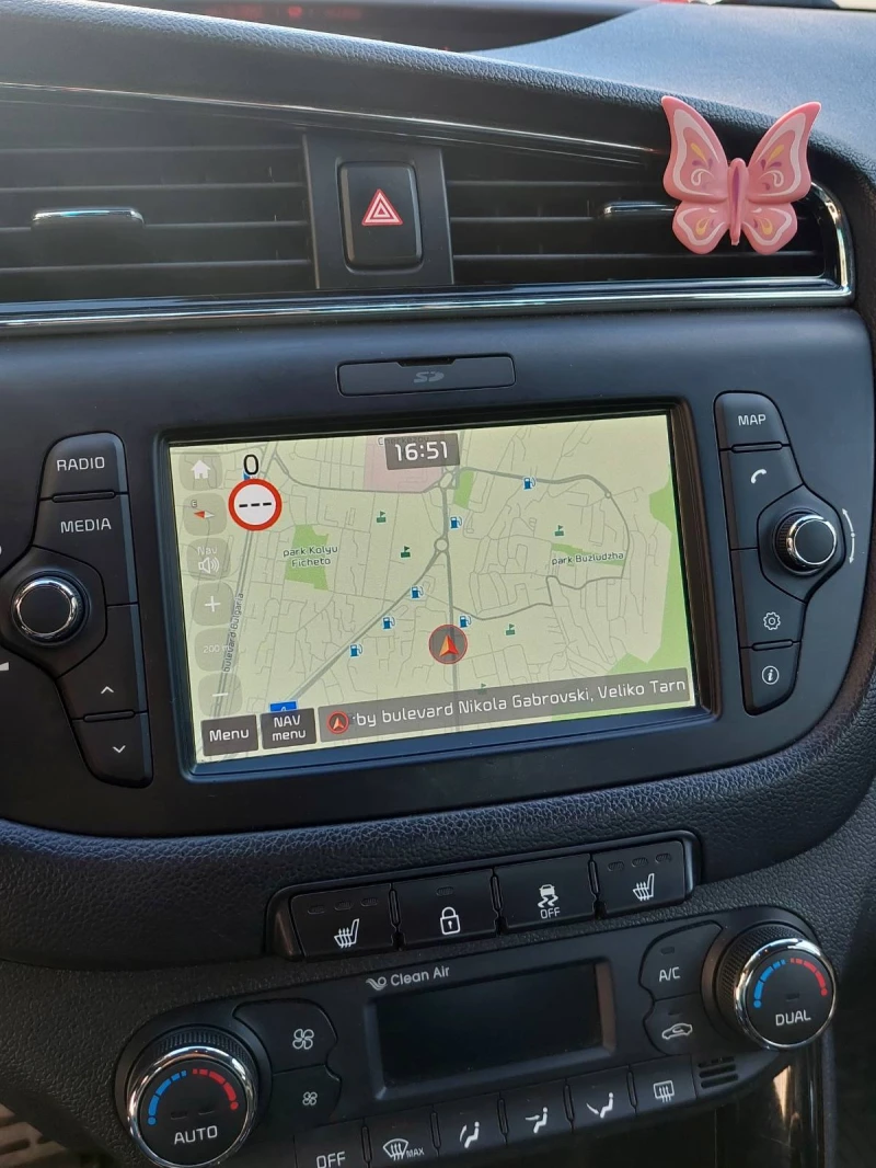 Kia Ceed SW, снимка 10 - Автомобили и джипове - 52507926