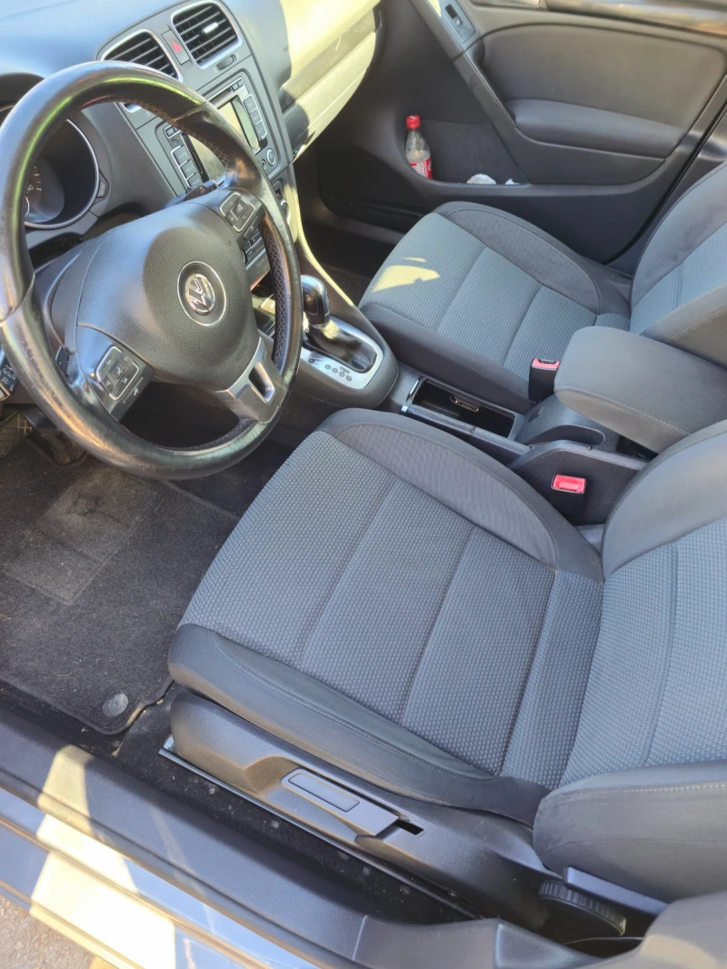 VW Golf 1.2 TSI, снимка 6 - Автомобили и джипове - 52705240