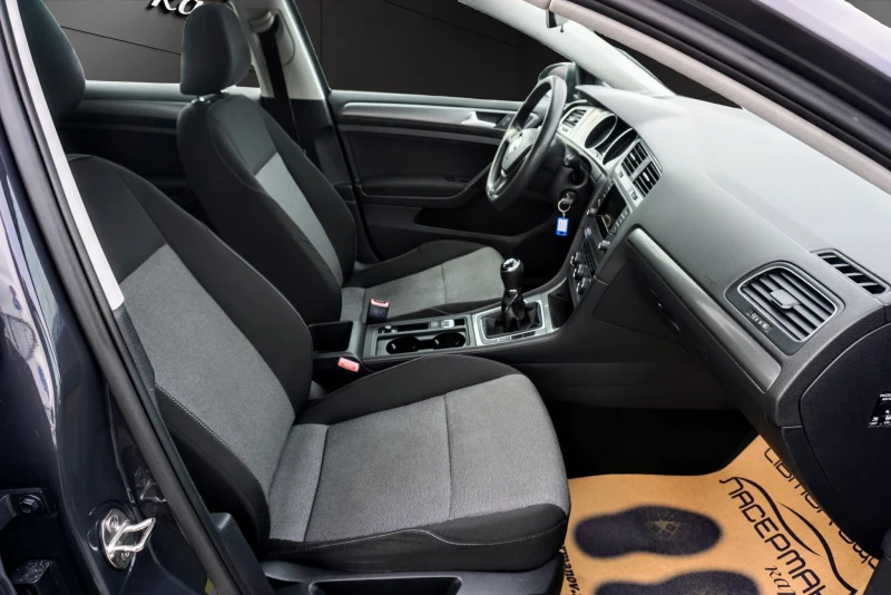 VW Golf 1.6TDI TRENDLINE, снимка 12 - Автомобили и джипове - 53284606
