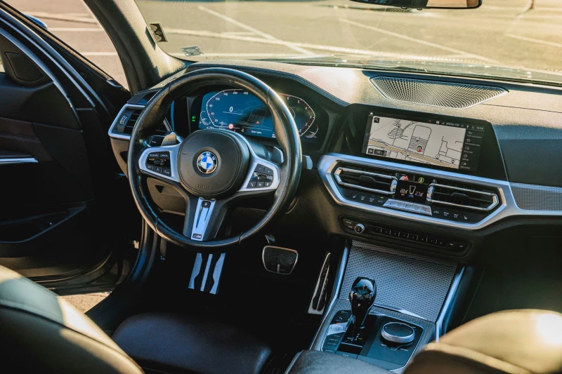 BMW 330 Xdrive M-pack, снимка 6 - Автомобили и джипове - 53417273