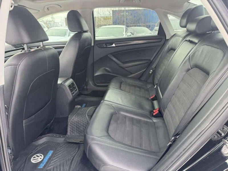 VW Passat * HIGHLINE * CARFAX * ЦЕНА ДО БГ, снимка 11 - Автомобили и джипове - 53529259
