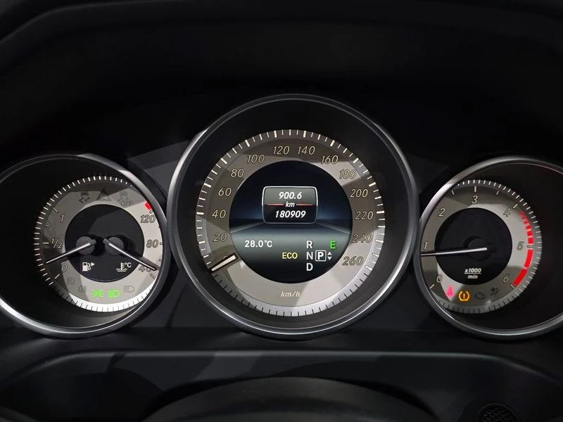 Mercedes-Benz E 220 E220 CDI Avantgarde| 170�.�. | Mobile.bg � ����������� 8
