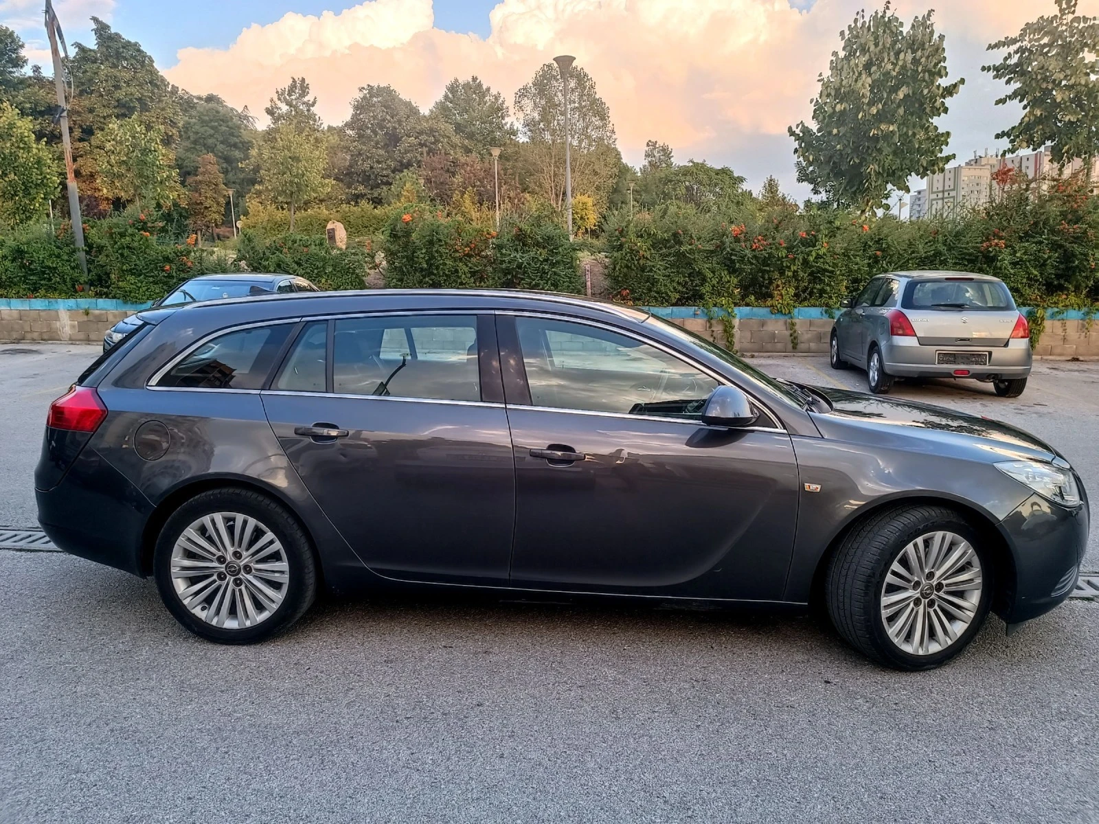 Opel Insignia 2.0CDTI - изображение 2