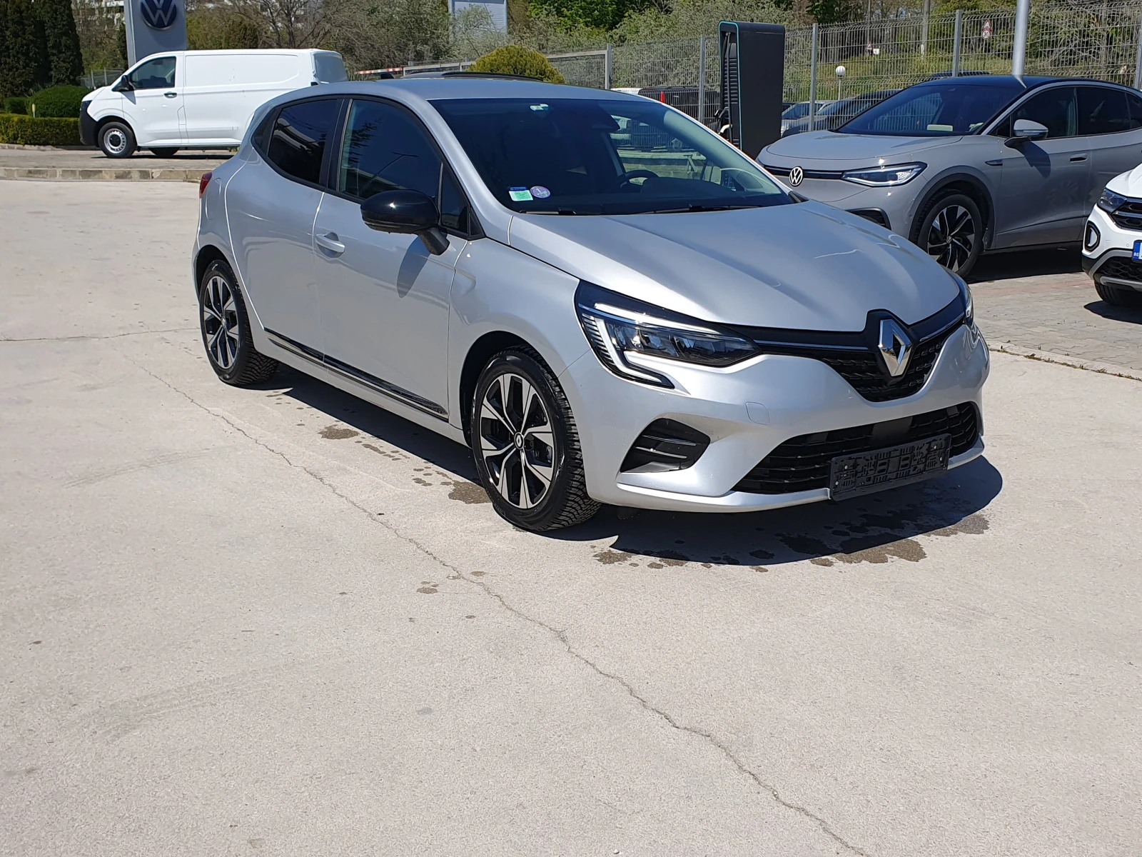 Renault Clio 1.6 Hybrid - изображение 2