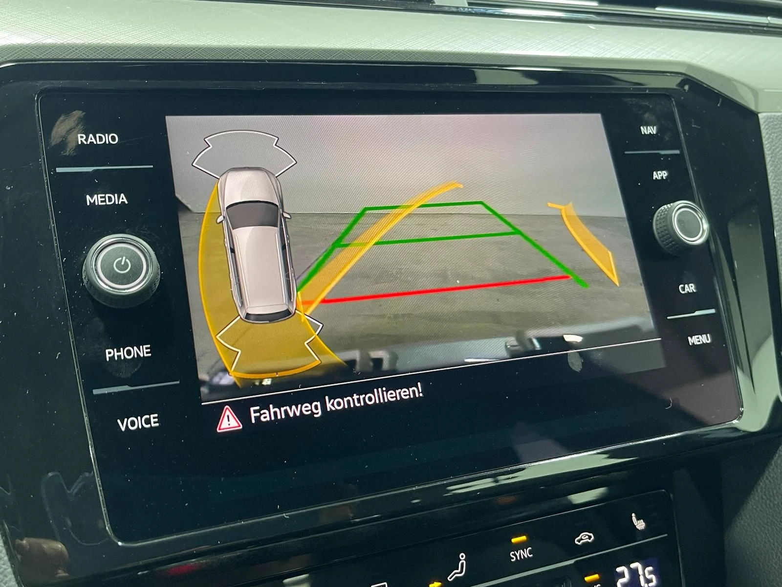 VW Passat VARIANT/2.0TDI/150HP/BUSINESS/MASS/LANE/282vpr | Mobile.bg   12