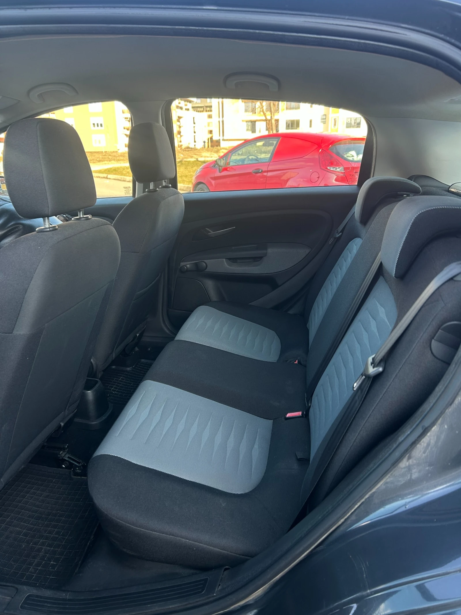 Fiat Punto 1.2 - изображение 9