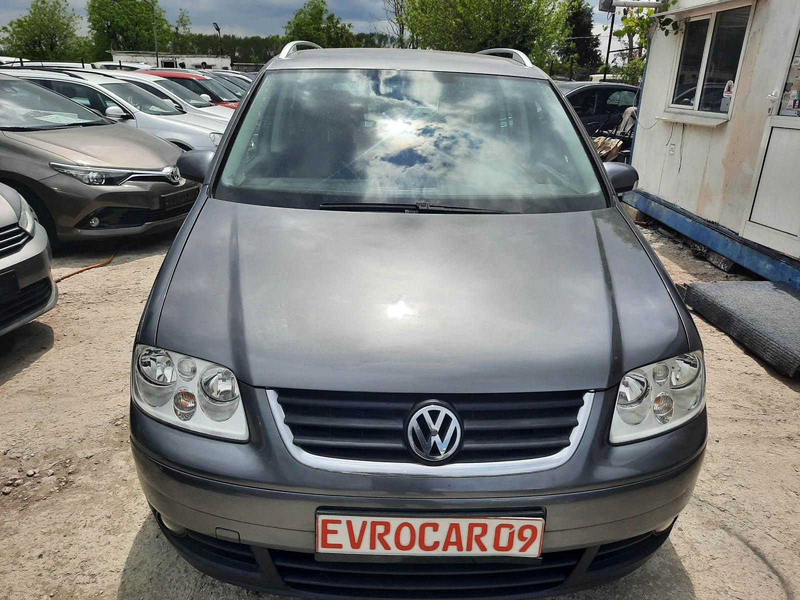 VW Touran 1.9TDI КАТО НОВ - изображение 5