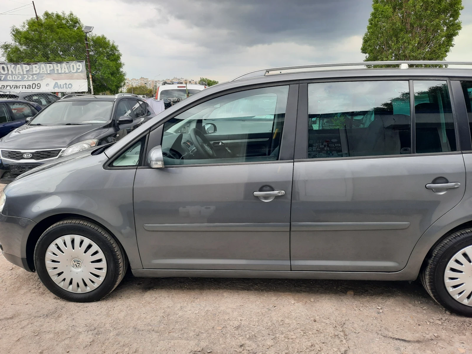 VW Touran 1.9TDI КАТО НОВ - изображение 8