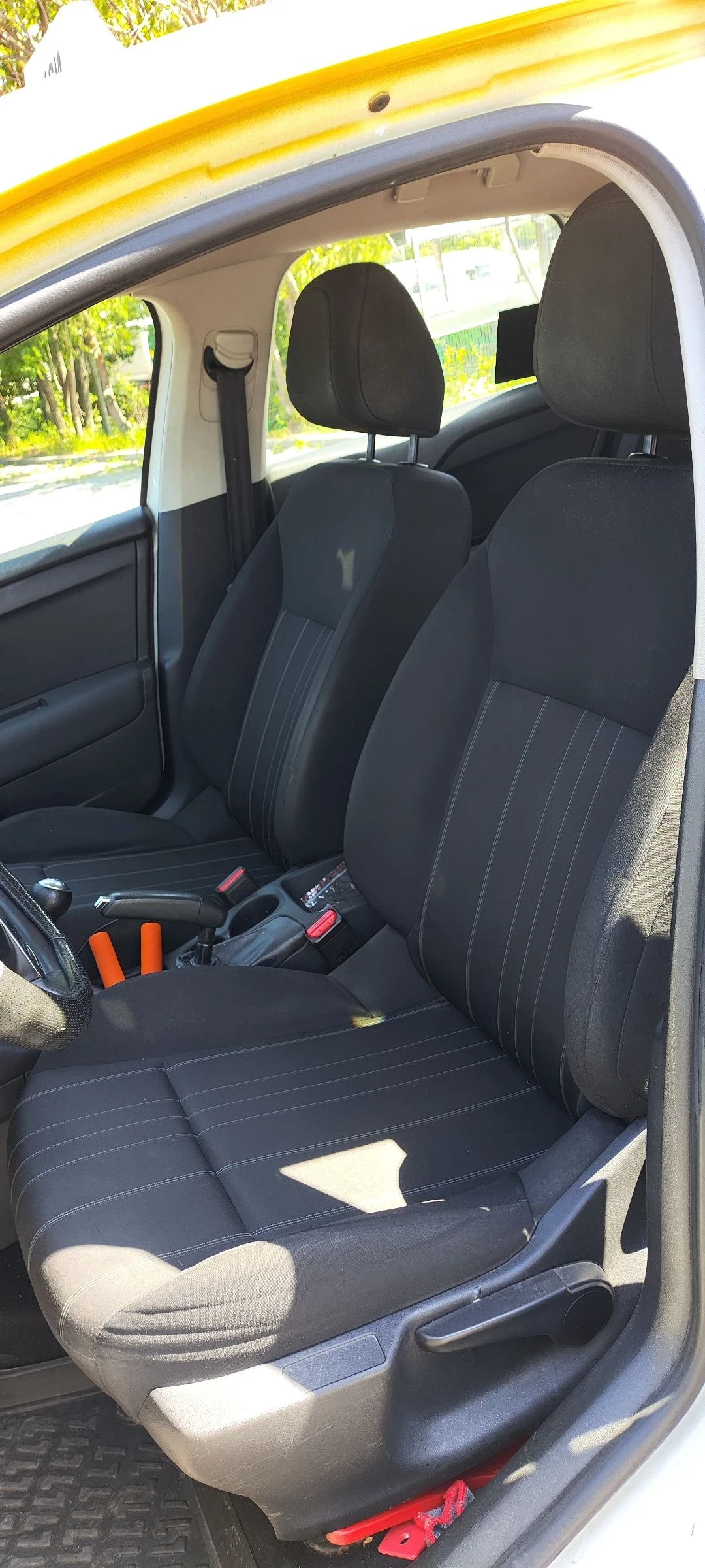 Citroen C4 1.6 HDI - изображение 9